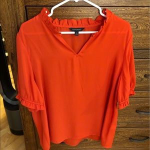 Banana Republic short sleeve blouse. Never worn.